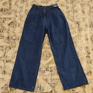 Ultra High Wide-Leg Jeans